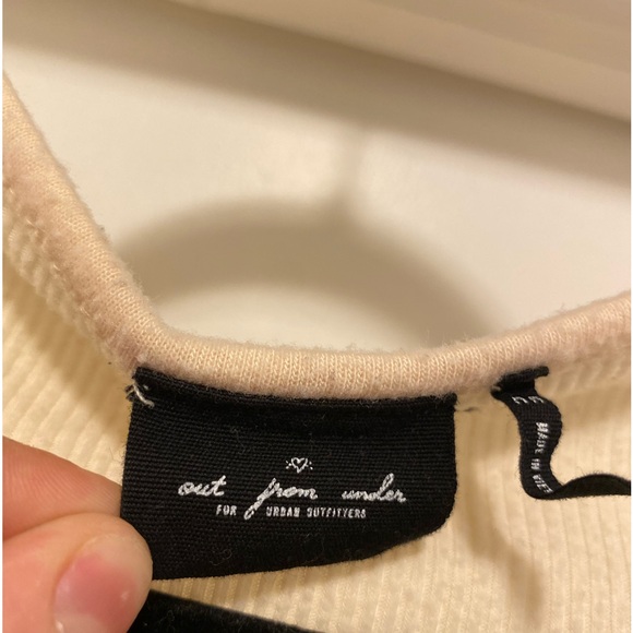 Urban Outfitters Out From Under Long Sleeve Ribbed Button Body Suit Size Medium - Picture 4 of 6